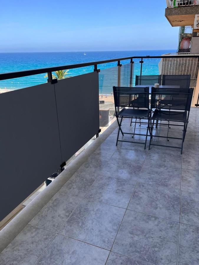Apartamento Vacacional & Holiday Blanes Bagian luar foto