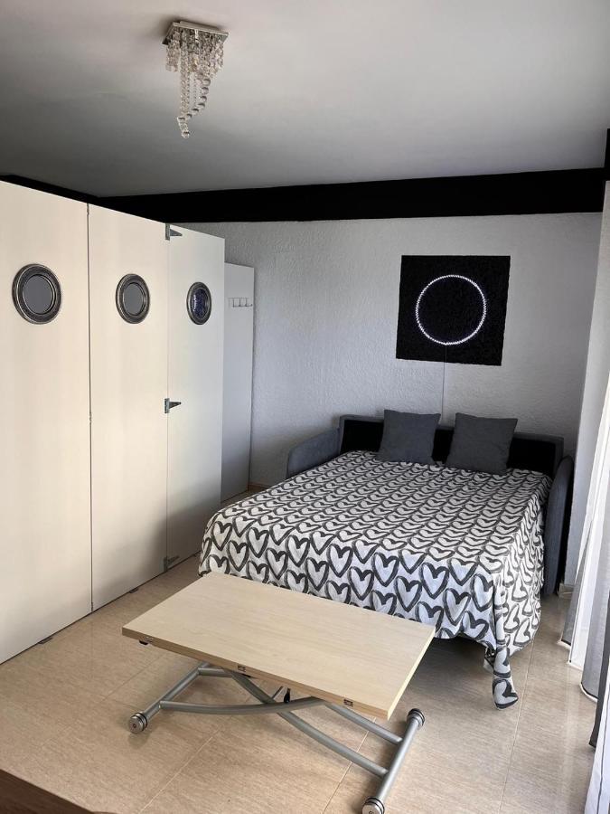 Apartamento Vacacional & Holiday Blanes Bagian luar foto
